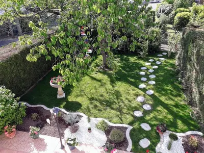 Jardin de l'établissement Proximite circuit 24 heures