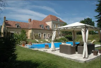 Piscine de l'établissement Moulin de morance ou située à proximité
