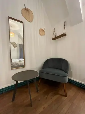 Coin salon dans l'établissement Entre Loire & Château - Vue exceptionnelle à Blois