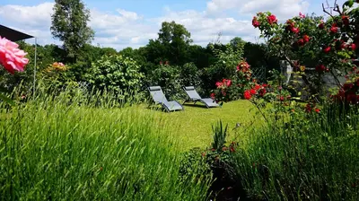 Jardin de l'établissement Gîte de Parnay