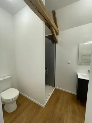 Salle de bains dans l'établissement La Marchanderie