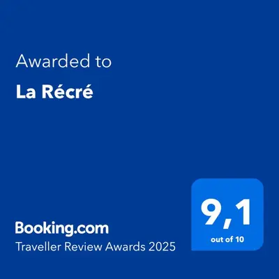 Certificat, récompense, panneau ou autre document affiché dans l'établissement La Récré