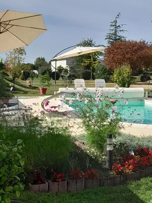 Piscine de l'établissement La Récré ou située à proximité
