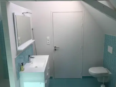 Salle de bains dans l'établissement La Récré