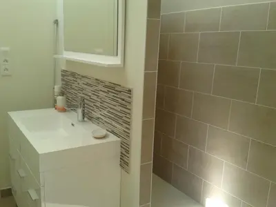Salle de bains dans l'établissement La Récré