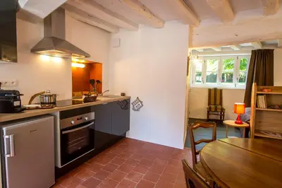 Cuisine ou kitchenette dans l'établissement En Rou Libre