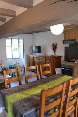 Cuisine ou kitchenette dans l'établissement Un petit coin de paradis