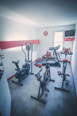 Salle ou équipements de sports de l'établissement hôtel QUICK Palace Tours Nord