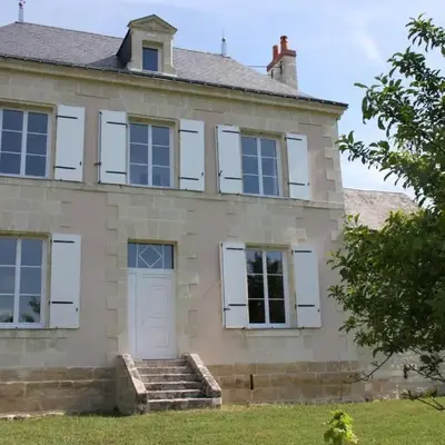 Séjour Authentique au Cœur des Vignes de Chinon - FR-1-381-445