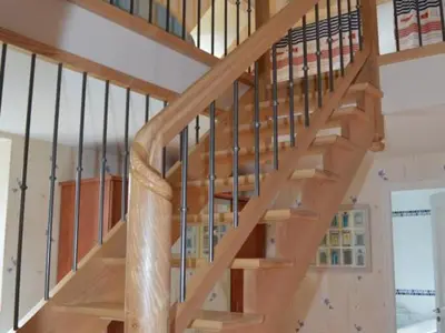 Plan de l'établissement Charmante maison avec jardin privé, cheminée et WIFI - FR-1-381-67