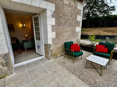 Coin salon dans l'établissement Sans Souci Bed and Breakfast Luxe Heated Pool and Restaurant