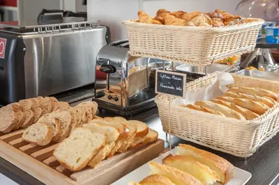 Nourriture dans l'hôtel ou à proximité