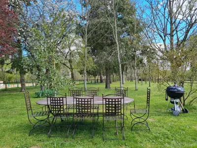 Jardin de l'établissement Manoir de la Beunèche - location du manoir entier