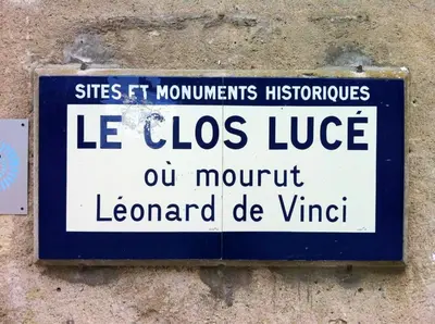 Certificat, récompense, panneau ou autre document affiché dans l'établissement Bungalow charmant à Onzain avec vue sur jardin