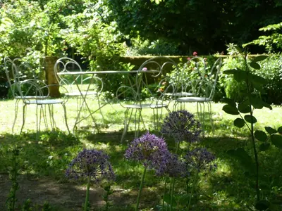 Jardin de l'établissement Le Clos de la Chesneraie