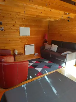 Coin salon dans l'établissement Chalet indépendant proche centre ville