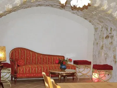 Coin salon dans l'établissement Maison vigneronne XIXe au cœur du Val de Loire, proche châteaux - FR-1-381-82