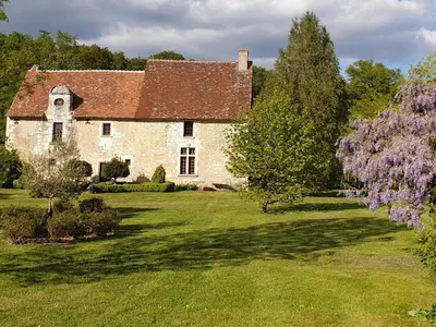 Jardin de l'établissement Demeure historique avec piscine chauffée et animaux acceptés, près du zoo de Beauval - FR-1-381-199