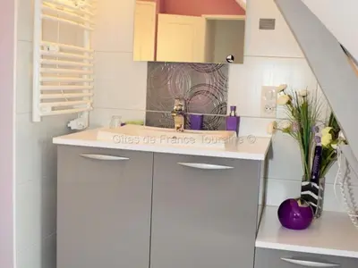 Cuisine ou kitchenette dans l'établissement Maison en Touraine avec Spa et Sauna, proche Châteaux de la Loire - FR-1-381-473