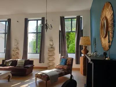 Coin salon dans l'établissement Gîte du Château