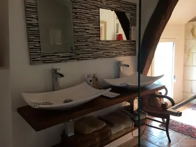 Salle de bains dans l'établissement Le Clos Mademoiselle