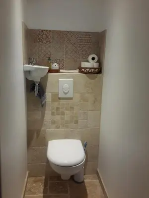 Salle de bains dans l'établissement Les Talvasières