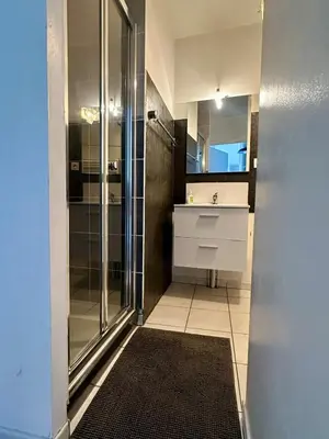 Salle de bains dans l'établissement Les bords de Loire - En plein coeur de Blois