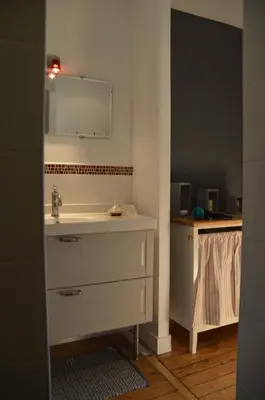 Salle de bains dans l'établissement Chambre d'Hôtes Les Ecuries
