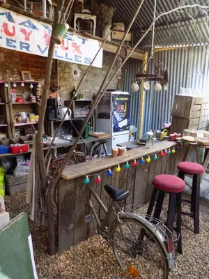 Restaurant ou autre lieu de restauration dans l'établissement Mimi la Sardine