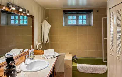 Salle de bains dans l'établissement Cozy Home In Beauchene With Wifi