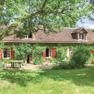 Cozy Home In Beauchene With Wifi