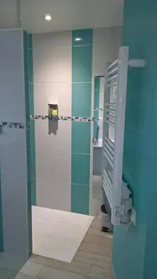 Salle de bains dans l'établissement L'Escale Chambre chez l'habitant