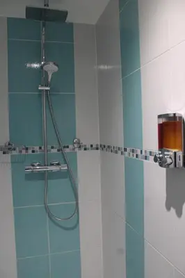 Salle de bains dans l'établissement L'Escale Chambre chez l'habitant
