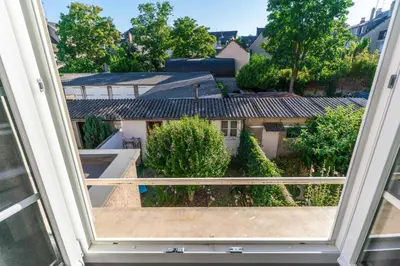 Plan de l'établissement Maison 88 m2 le patio du centre ville avec garage