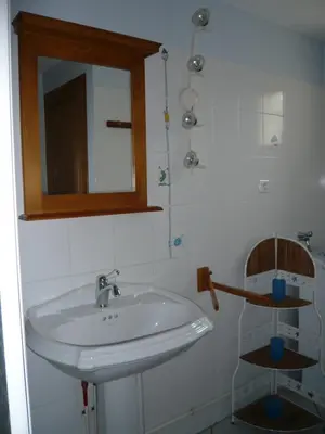 Salle de bains dans l'établissement La grange de Candé