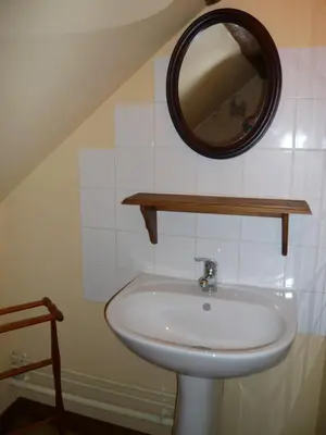 Salle de bains dans l'établissement La grange de Candé