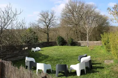 Jardin de l'établissement Gîte Natur'Amis