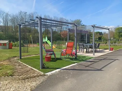 Aire de jeux pour enfants de l'établissement Le paradis des caves