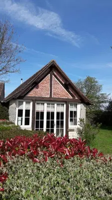 Jardin de l'établissement Chambre d'hôtes Le Clos