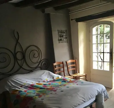 Un ou plusieurs lits dans un hébergement de l'établissement chambre privée