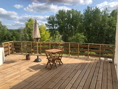 Balcon ou terrasse dans l'établissement Logis Hôtels Troglododo