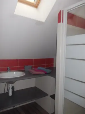 Salle de bains dans l'établissement Gite Du Moulin Du Vivier