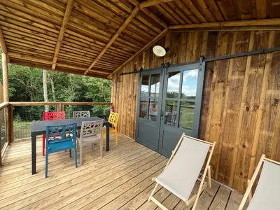 Balcon ou terrasse dans l'établissement La Buissonnière Lodges