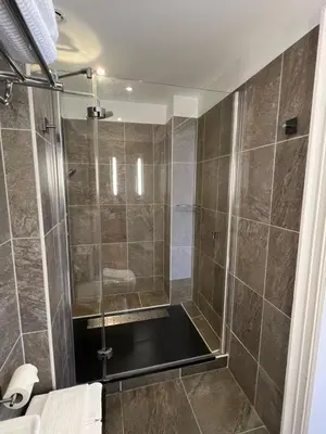 Salle de bains dans l'établissement Chambres d'hôtes & Spa Les Perce Neige