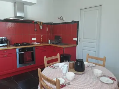 Cuisine ou kitchenette dans l'établissement Gite La Vigneronne en Touraine