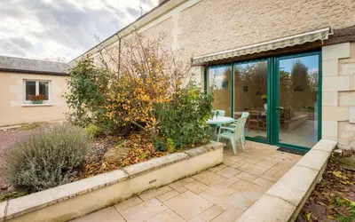 Jardin de l'établissement Maison charmante en campagne à Mouterre-Silly, Jardin, Terrasse.
