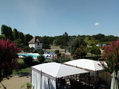 Piscine de l'établissement Chambres d'hôtes Au Clos de Beaulieu ou située à proximité