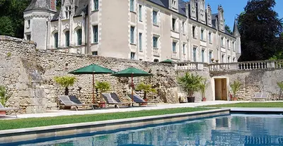 Piscine de l'établissement Chateau des Arpentis ou située à proximité
