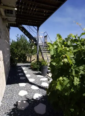 Jardin de l'établissement gite odeau
