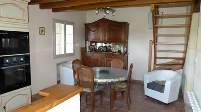 Cuisine ou kitchenette dans l'établissement l'Ecrin au coeur des vignes